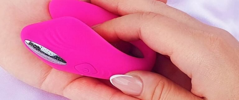 Connection c-shape vibrator