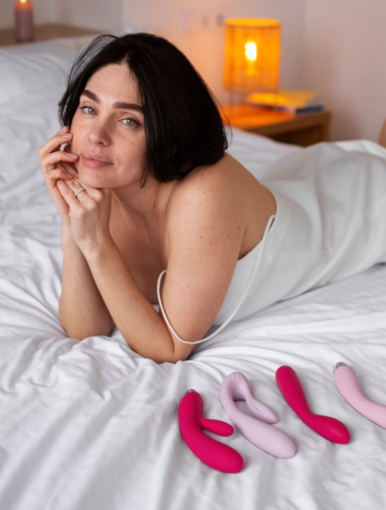 Women in the bed - sex toy review - Sexual Wellness
